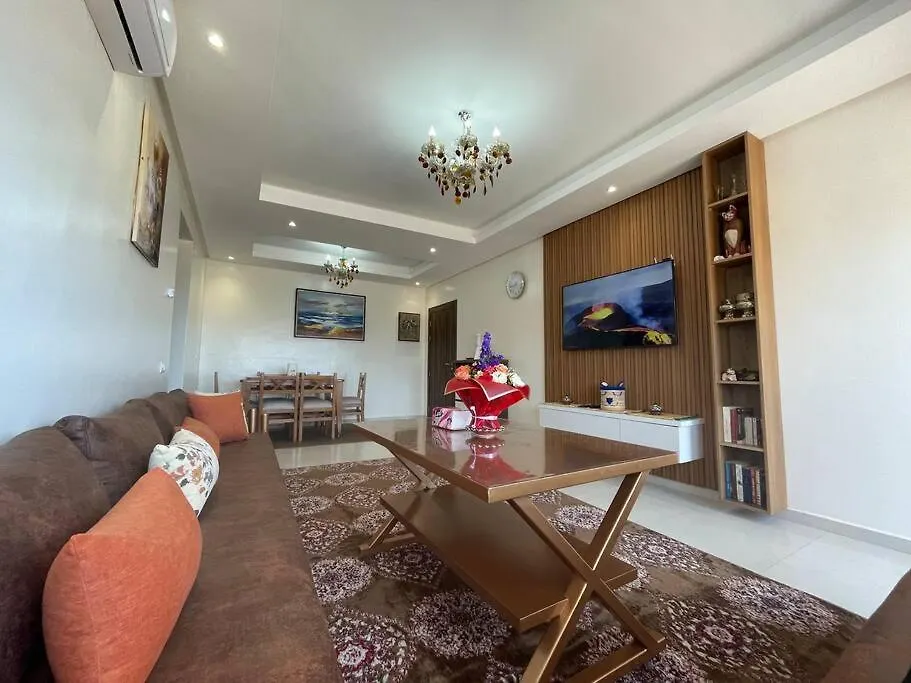 Beach View Apartment & Surf 아가디르