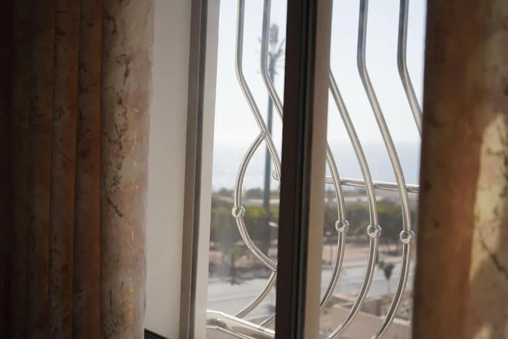 Beach View Apartment & Surf 아가디르