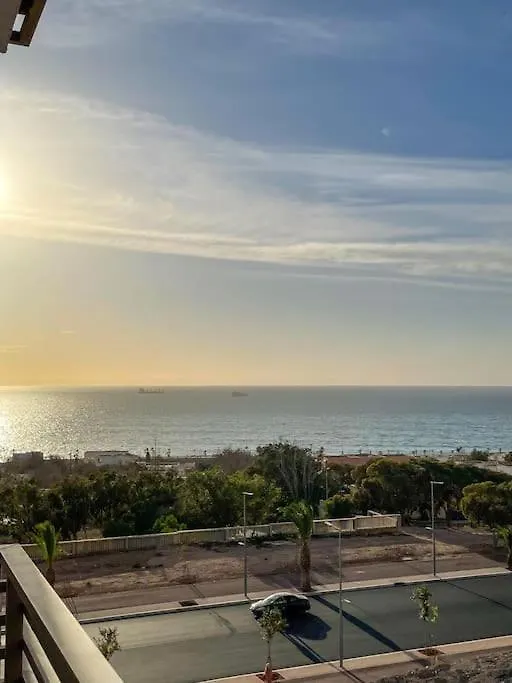 Beach View Apartment & Surf 아가디르
