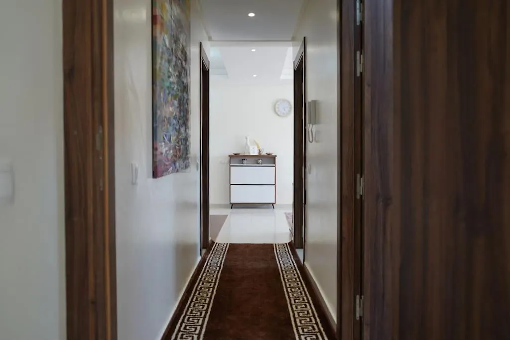 Beach View Apartment & Surf 아가디르