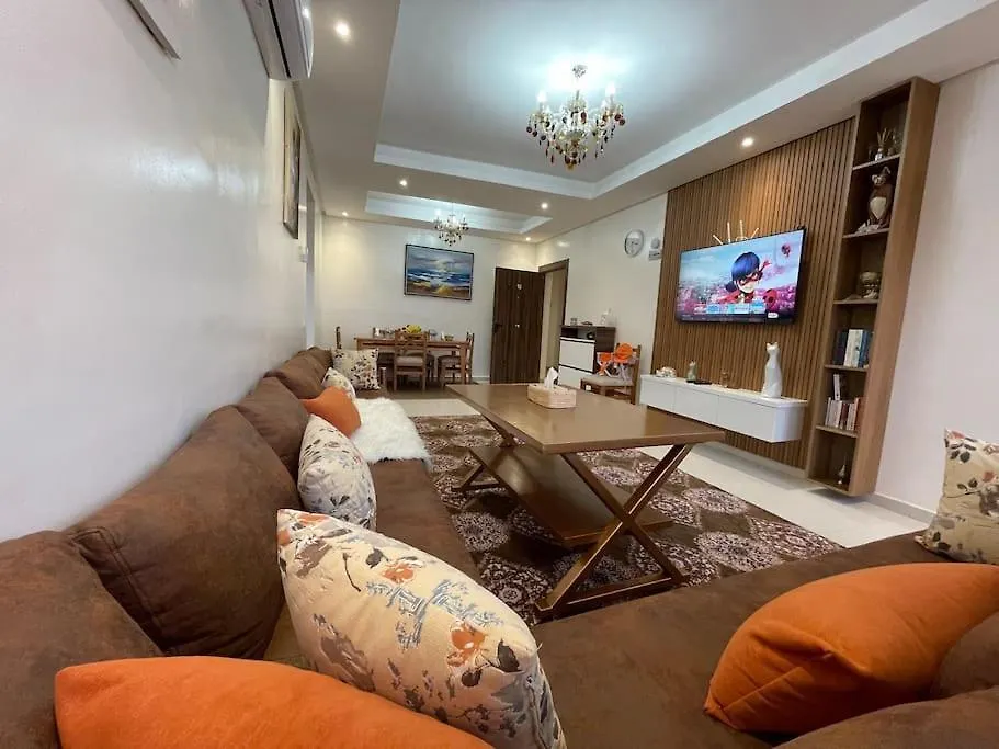 Beach View Apartment & Surf 아가디르
